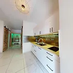 Hisa Ida - With Hot Tub And Sauna Lejlighed Ivancna Gorica