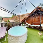 Hisa Ida - With Hot Tub And Sauna Lejlighed