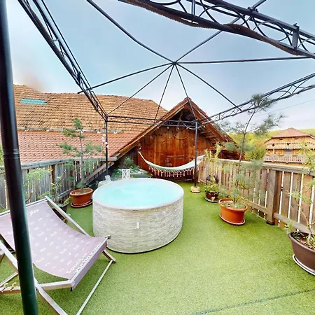 Hisa Ida - With Hot Tub And Sauna Apartmán *