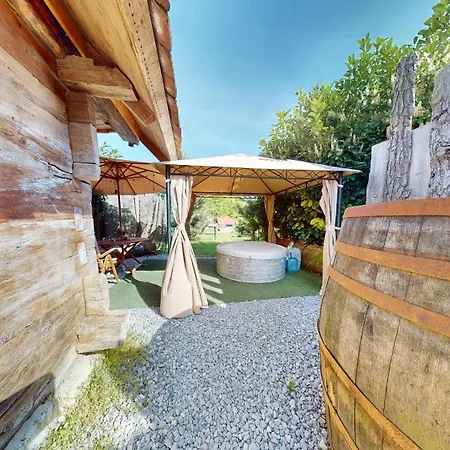 アパート Hisa Ida - With Hot Tub And Sauna *