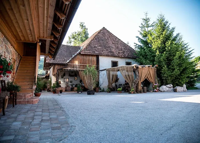 Hisa Ida - With Hot Tub And Sauna Appartement Ivancna Gorica